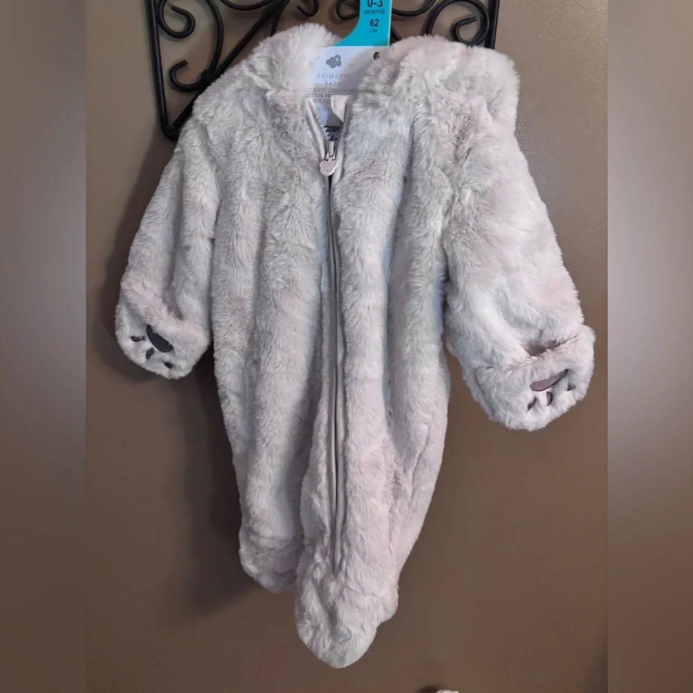 Newborn Ivory Faux Fur Hooded Bear Snowsuit NEW